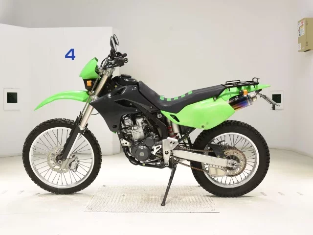 Kawasaki D-TRACKER