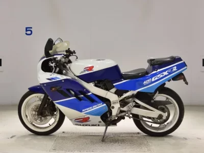 Suzuki GSX-R400