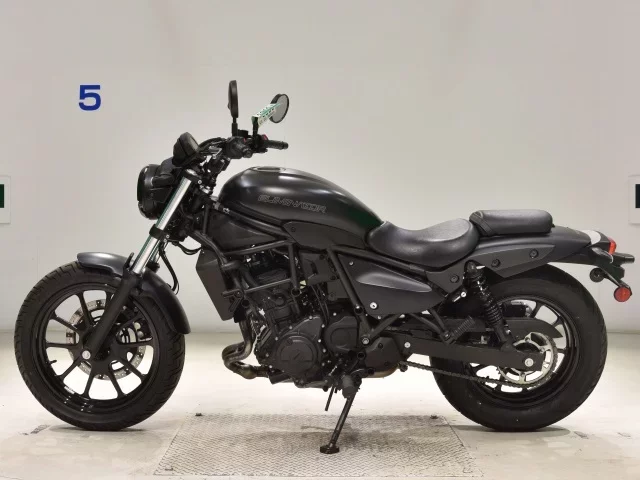 Kawasaki ELIMINATOR 400-3