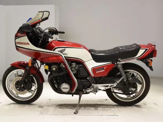 Honda CB750 INTEGRA
