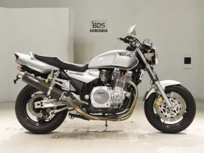 Yamaha XJR1300