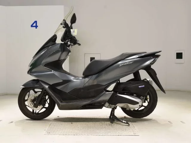 Honda PCX125-4