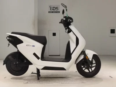 Honda EM1E:
