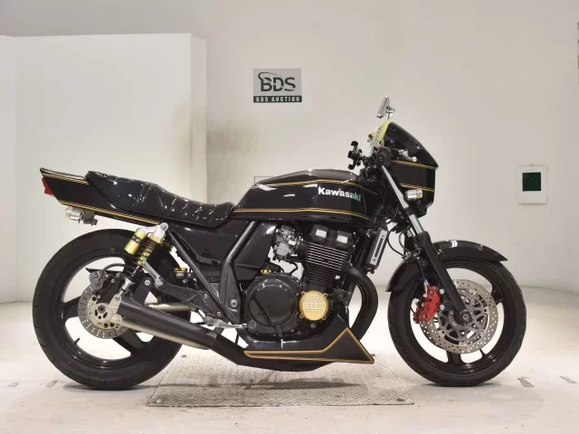 Kawasaki ZRX400