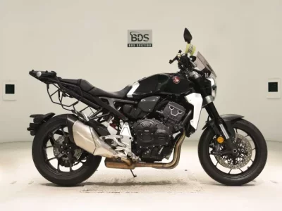 Honda CB1000R-2