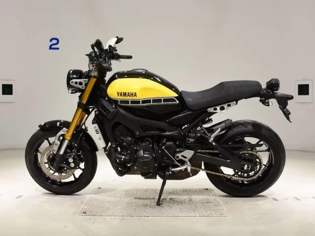 Yamaha XSR900