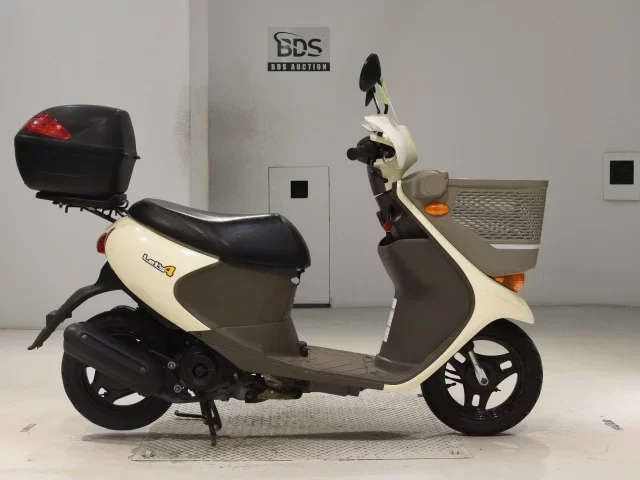 Suzuki LET S4