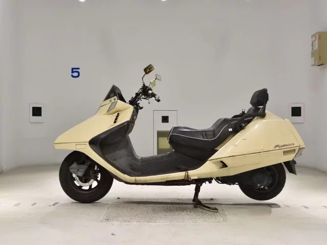 Honda FUSION