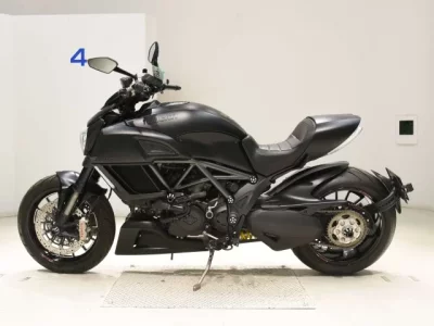 Ducati DUCATI DIAVEL DARK