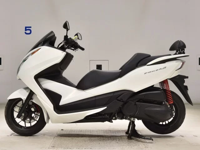 Honda FORZA