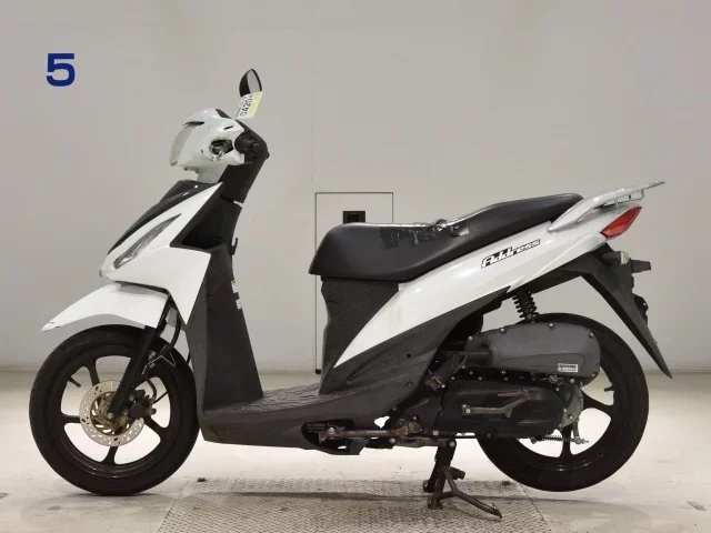 Suzuki ADDRESS110-2