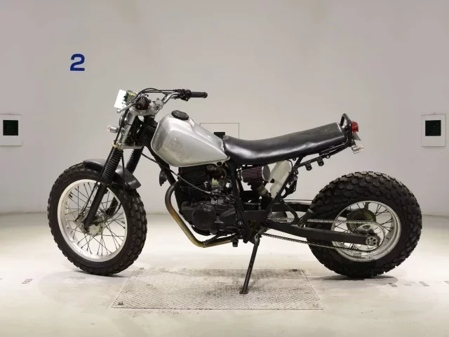 Yamaha TW200