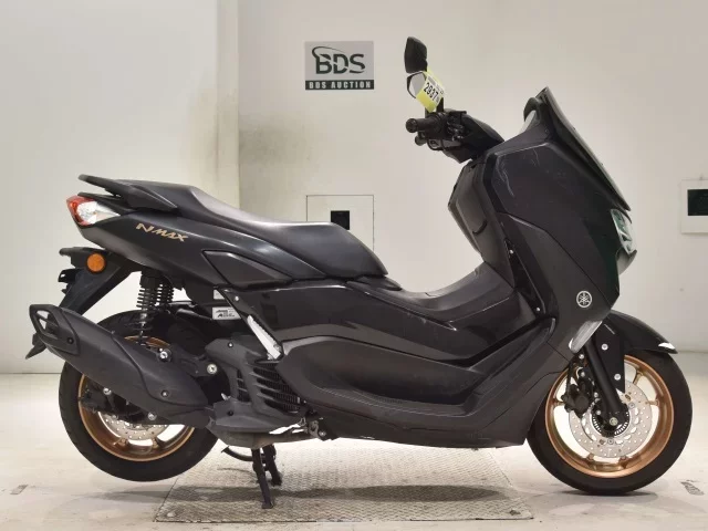 Yamaha NMAX-2