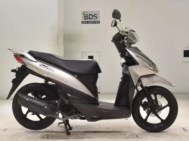 Suzuki ADDRESS110-2