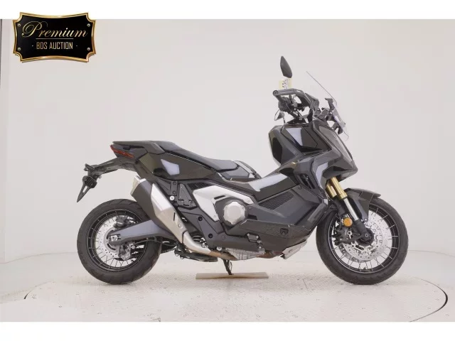Honda X-ADV750-2 лот № 7521 оценка 5  с аукциона в Японии