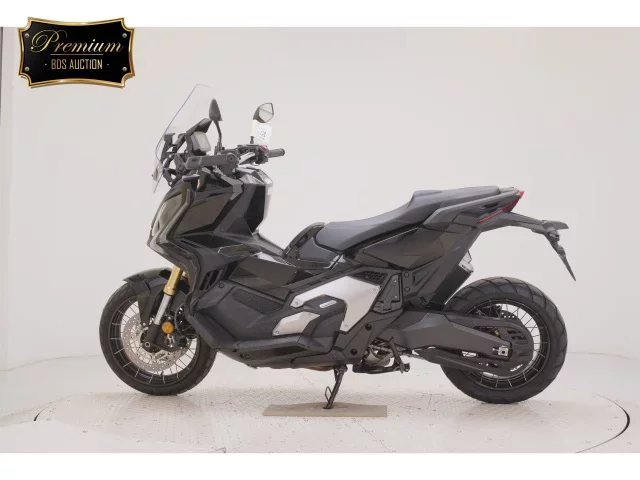 Honda X-ADV750-2