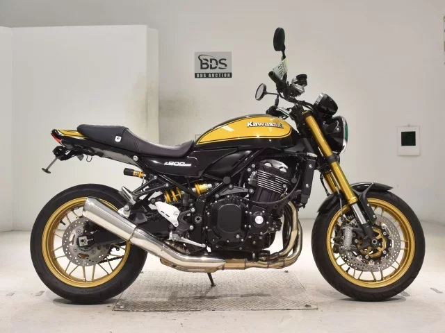 Kawasaki Z900RS SE лот № 2739 оценка 6  с аукциона в Японии