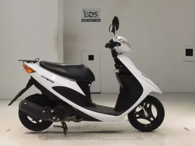 Suzuki ADDRESS V50-3
