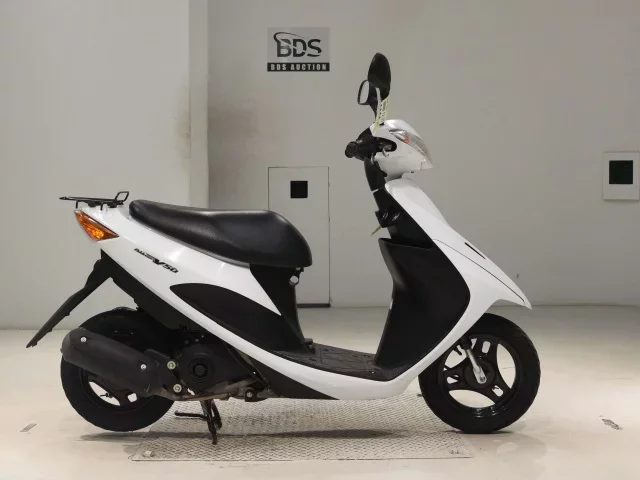 Suzuki ADDRESS V50-3