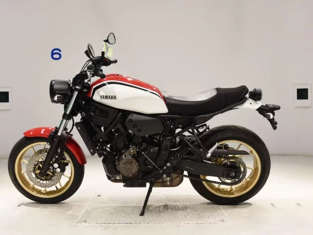 Yamaha XSR700