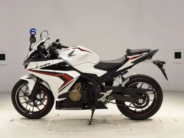 Honda CBR400R-2