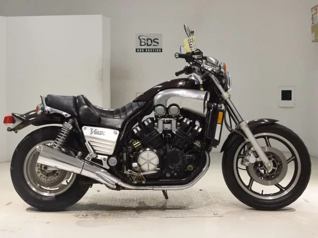 Yamaha V-MAX