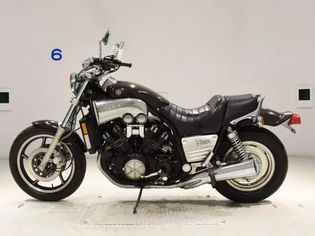 Yamaha V-MAX