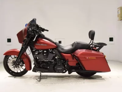 Harley-Davidson HARLEY FLHXS1870 лот № 0172 оценка 5  с аукциона в Японии 2