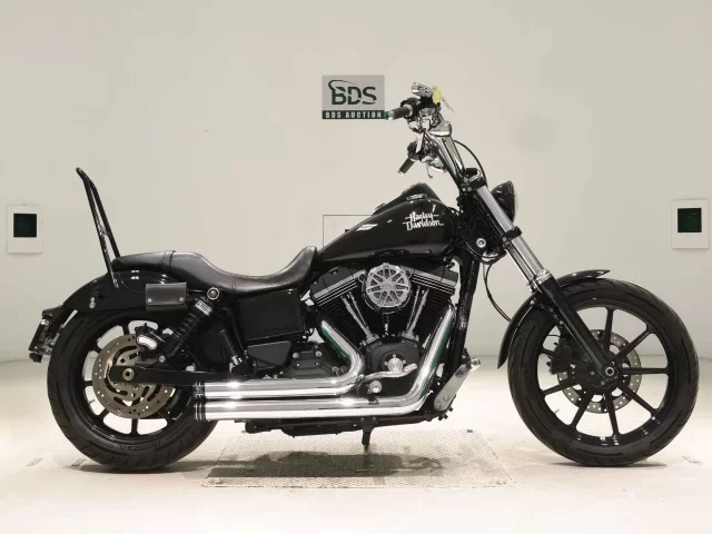 Harley-Davidson HARLEY FXDB1580 лот № 5325 оценка 4  с аукциона в Японии