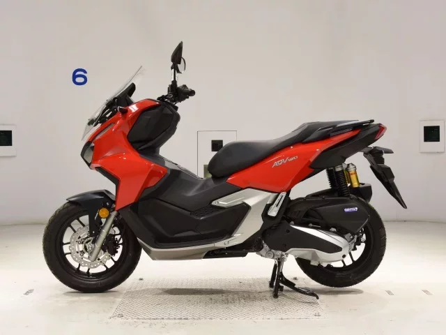 Honda ADV160