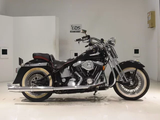 Harley-Davidson HARLEY FLSTS1340 лот № 2603 оценка 4  с аукциона в Японии