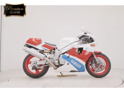 Yamaha FZR750R  с аукциона в Японии