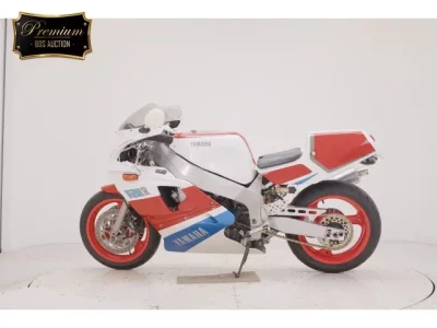 Yamaha FZR750R  с аукциона в Японии