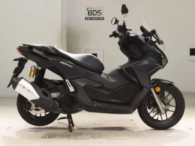 Honda ADV160