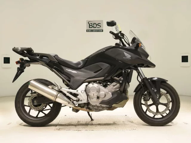 Honda NC700X лот № 7959 оценка 4  с аукциона в Японии
