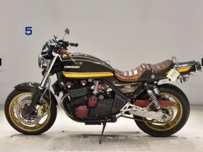 Kawasaki ZEPHYR1100  с аукциона в Японии