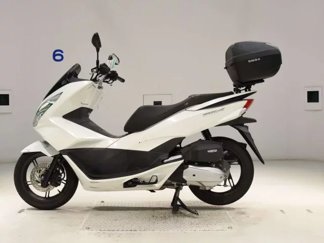 Honda PCX125-2