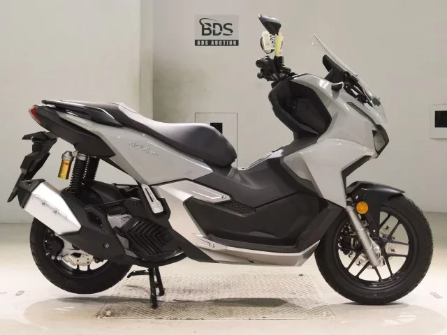 Honda ADV160