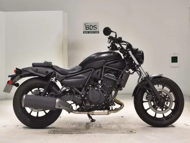 Kawasaki ELIMINATOR 400-3 лот № 0241 оценка 6  с аукциона в Японии