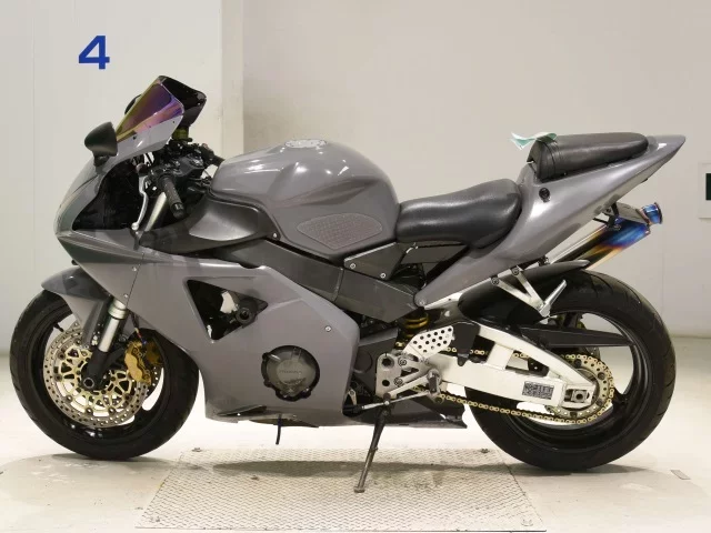 Honda CBR954RR