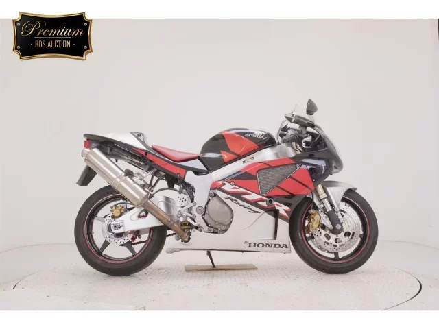 Honda VTR1000SP лот № 2539 оценка 4  с аукциона в Японии
