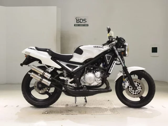 Yamaha R1-Z лот № 5007 оценка 4  с аукциона в Японии