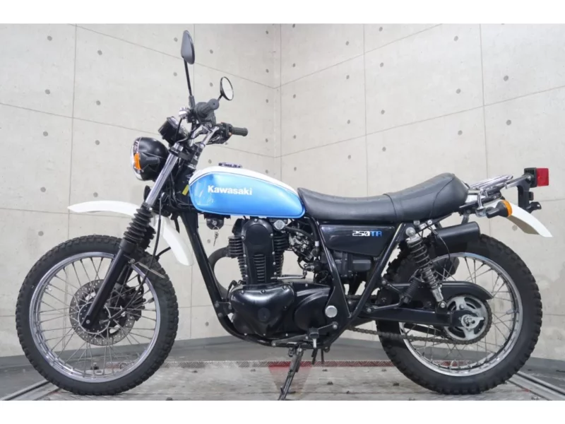 Kawasaki 250TR