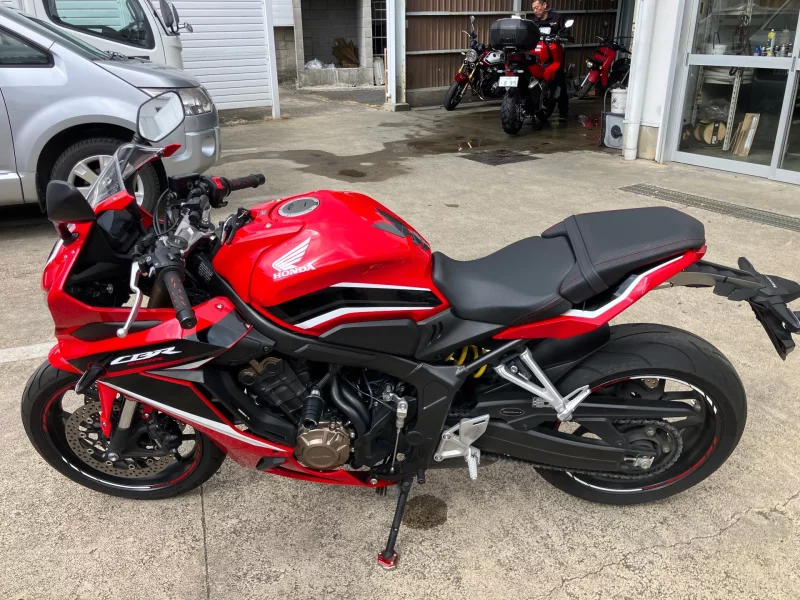 Honda CBR650R