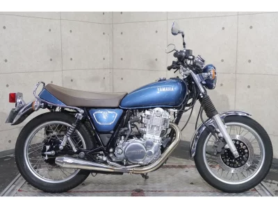Yamaha SR400-1