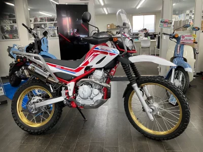 Yamaha TOURING SEROW