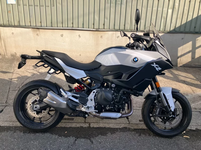 BMW BMW F900XR