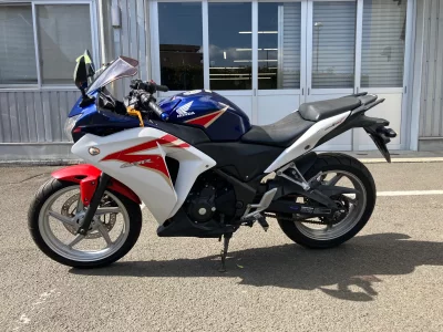 Honda CBR250R