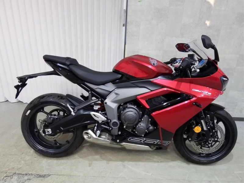 Triumph TRIUMPH DAYTONA 660