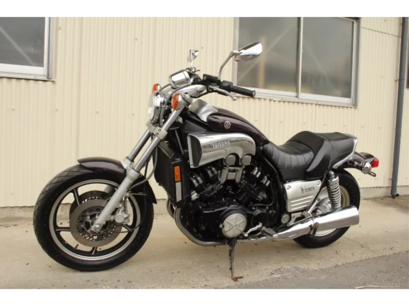Yamaha V-MAX